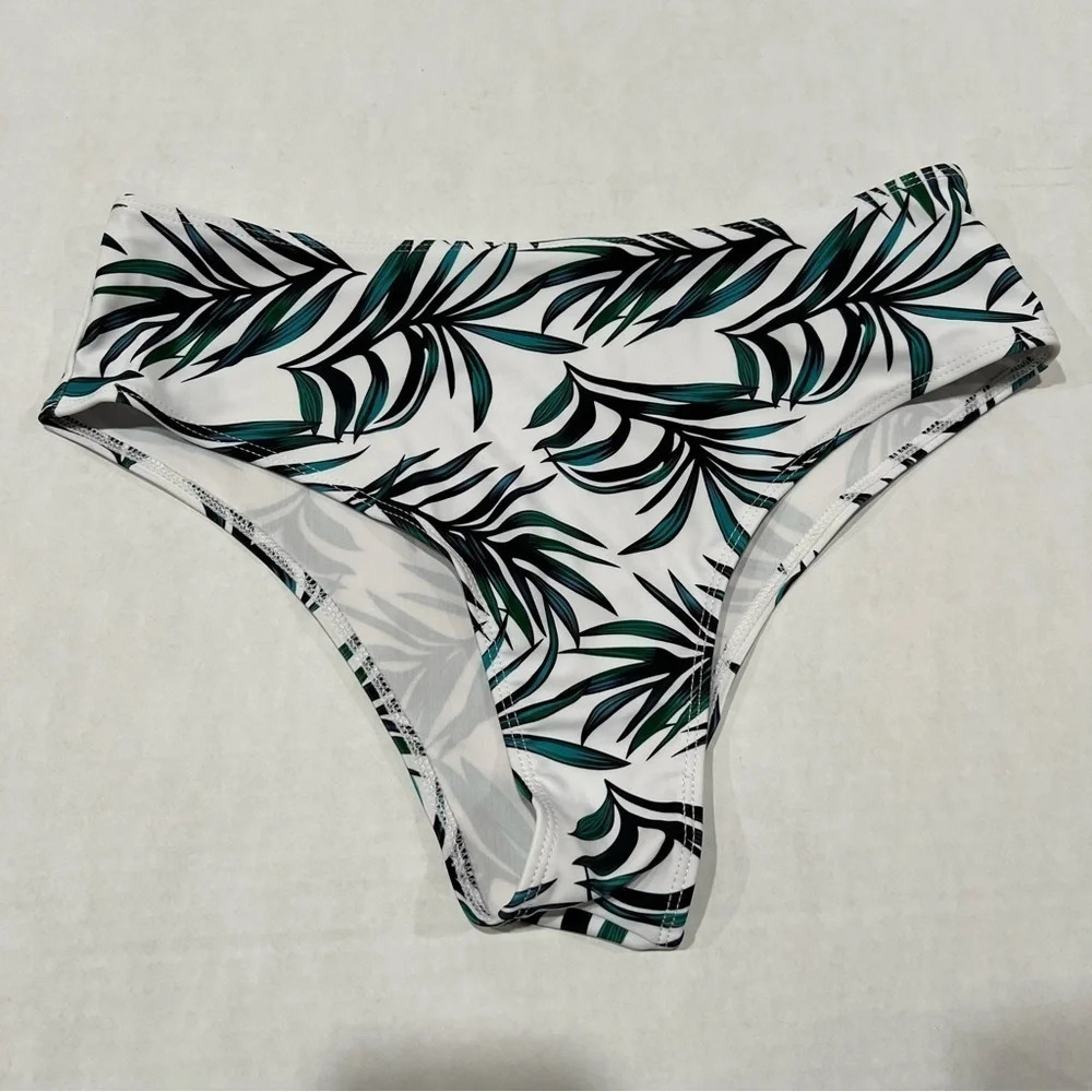 SHEIN floral bikini bottoms Size Large